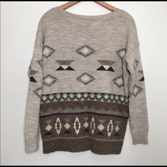 Aztec Sweater - Picture 3 of 5